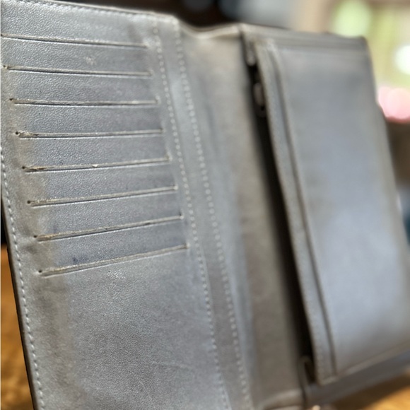 CHANEL long bifold wallet embossed - Picture 7 of 7